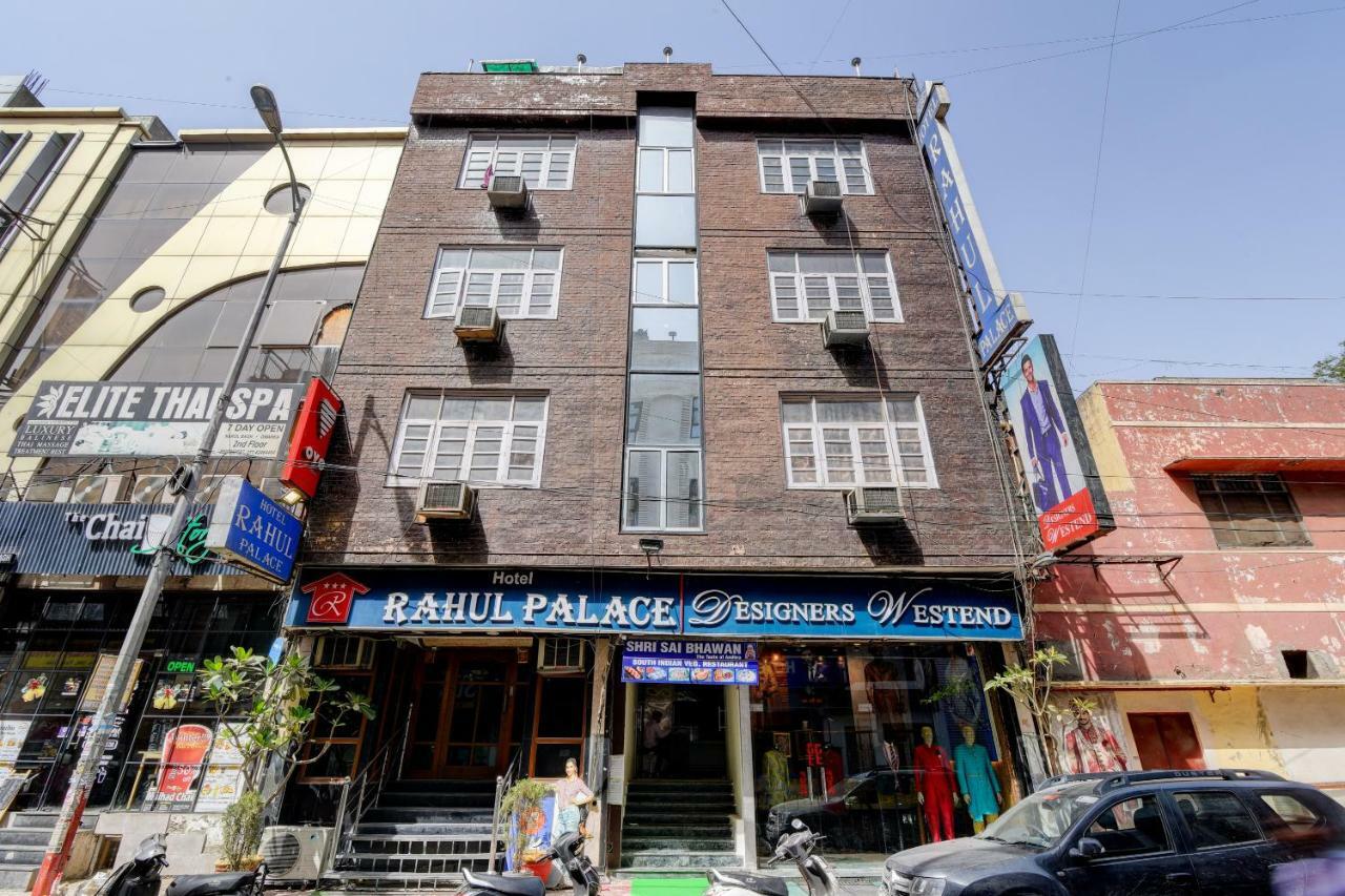 Rahul Palace By Golden Tree Near Metro Station And Ajmal Khan Market New Delhi Bagian luar foto